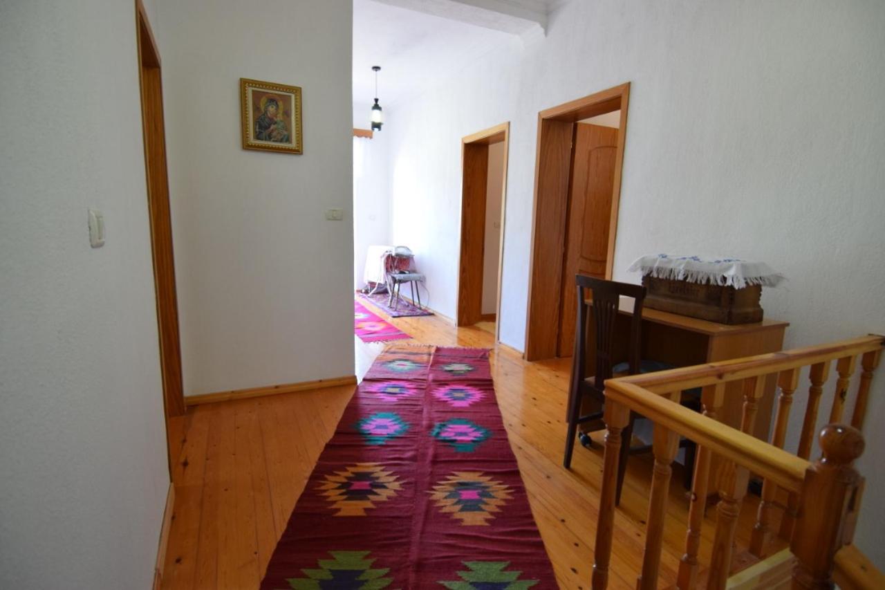 Hotel Brahimi Gjirokastër Extérieur photo