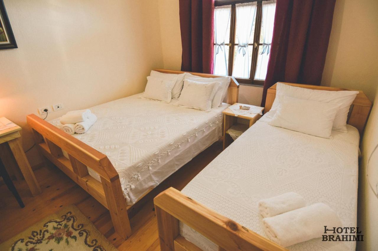 Hotel Brahimi Gjirokastër Extérieur photo